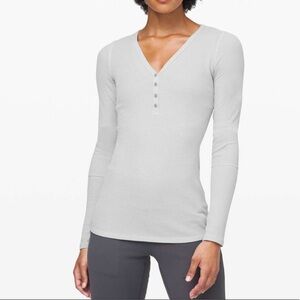 Lululemon Close Call Henley Long Sleeve Gray